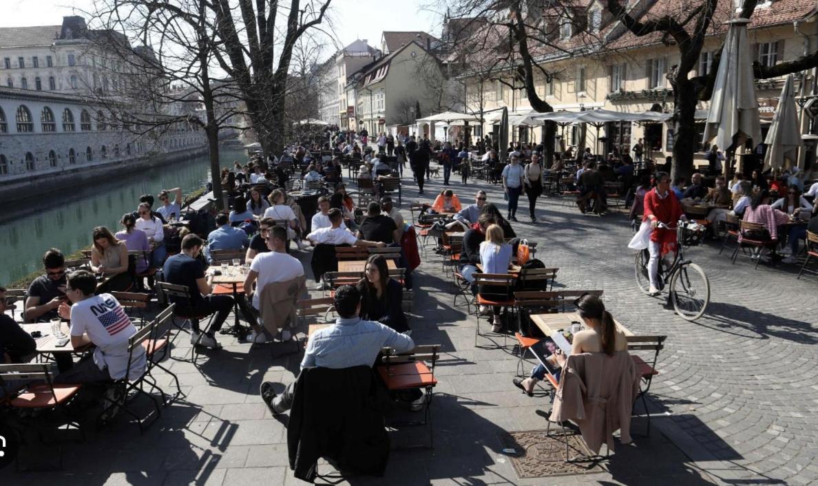 Renovated City Center Apt End Of Sept 23 Apartment Ljubljana Luaran gambar
